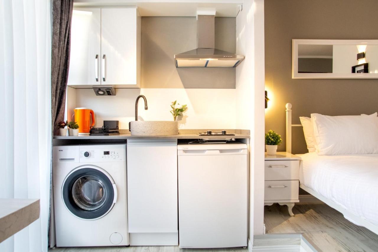 Invigorating Studio Flat Near Kordon In Alsancak Apartment İzmir Ngoại thất bức ảnh
