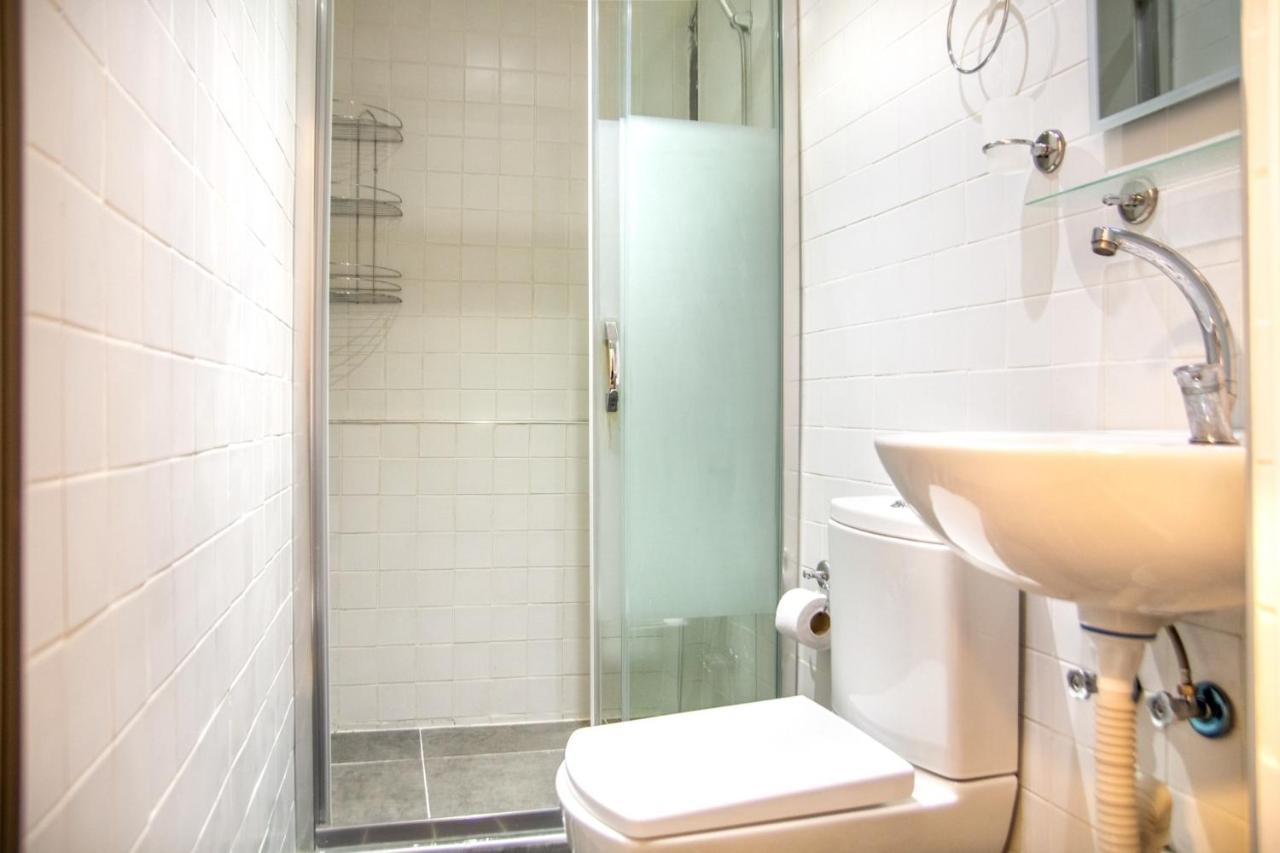 Invigorating Studio Flat Near Kordon In Alsancak Apartment İzmir Ngoại thất bức ảnh